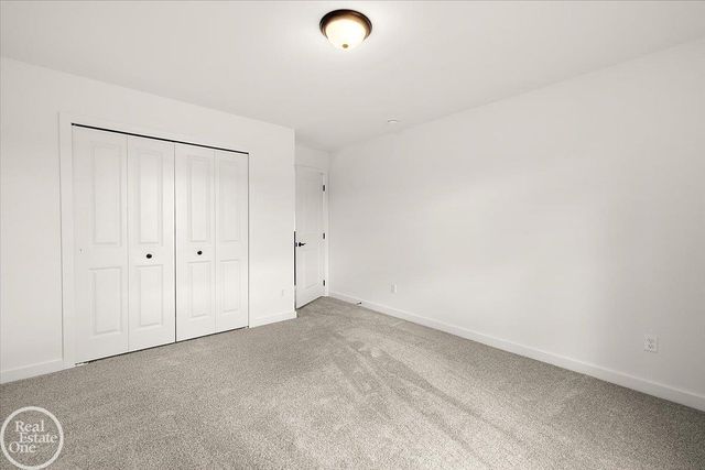 22121 Tahquamenon Court, Macomb Twp, MI 48044