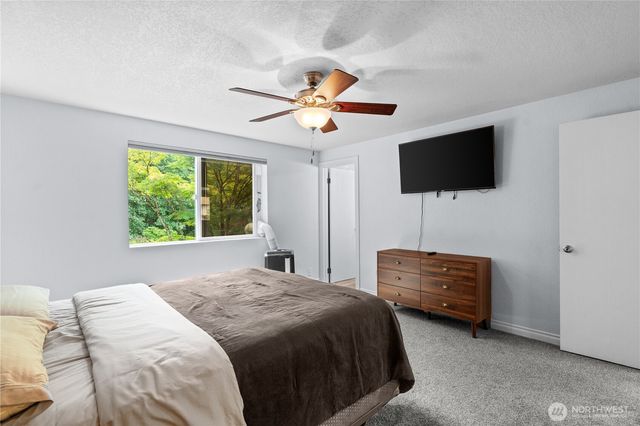 6133 S 294th Street, Auburn, WA 98001