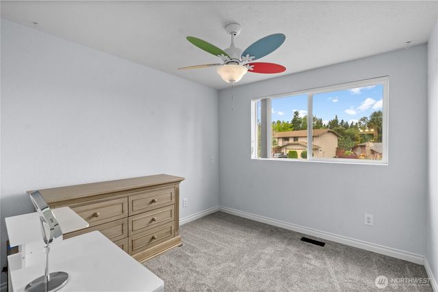 6133 S 294th Street, Auburn, WA 98001