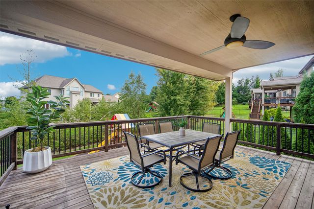 3007 152nd Street, Urbandale, IA 50323