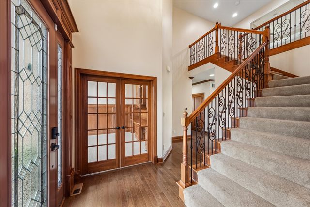 3007 152nd Street, Urbandale, IA 50323