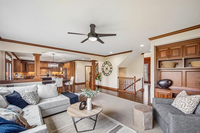 3007 152nd Street, Urbandale, IA 50323