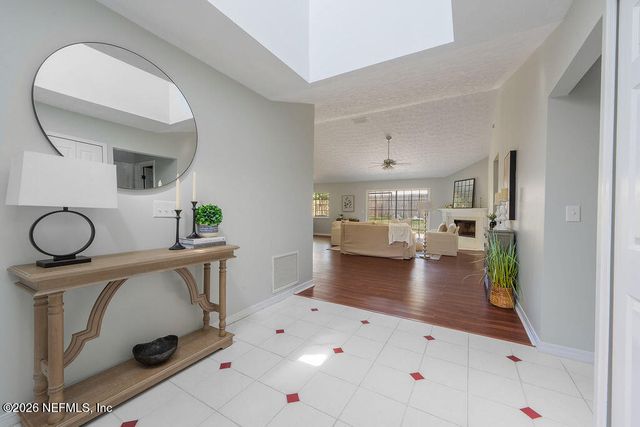 11437 BEECHER CIRCLE Circle E, Jacksonville, FL 32223