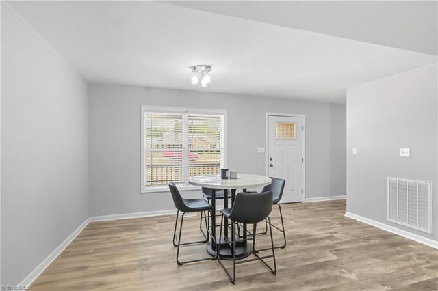 324 Carriage Trace Lane, Lexington, NC 27295