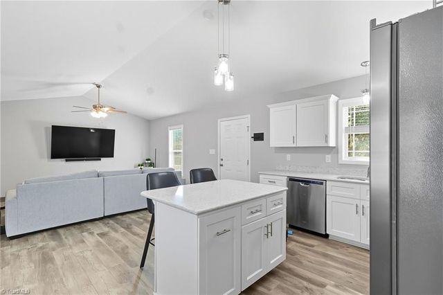 324 Carriage Trace Lane, Lexington, NC 27295