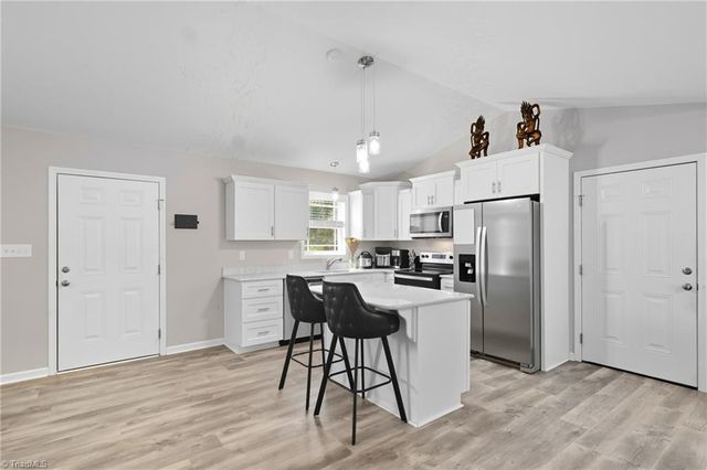 324 Carriage Trace Lane, Lexington, NC 27295
