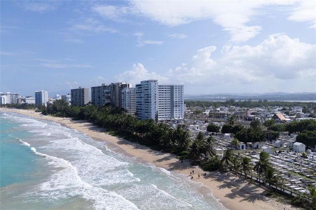 4327 AV. ISLA VERDE 503, Carolina, PR 00979