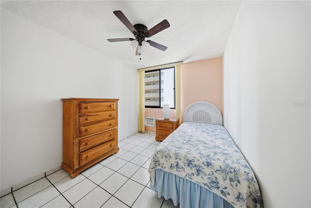 4327 AV. ISLA VERDE 503, Carolina, PR 00979