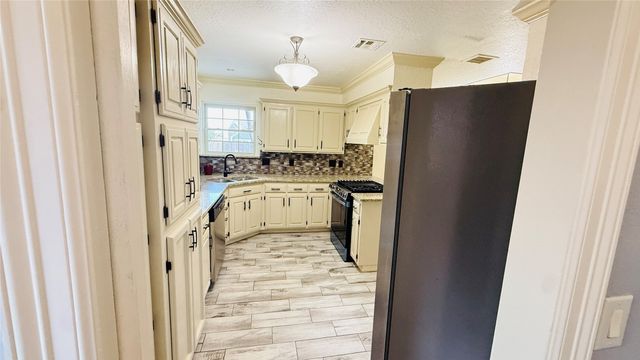 11117 E 63rd Street, Tulsa, OK 74133