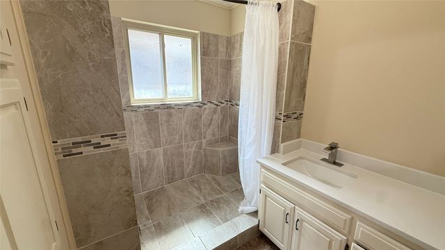 11117 E 63rd Street, Tulsa, OK 74133