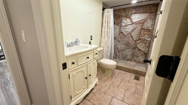 11117 E 63rd Street, Tulsa, OK 74133