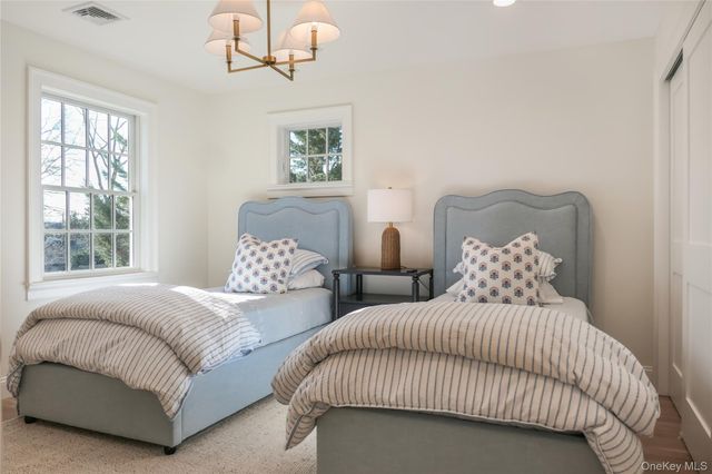 11 1st Street, Bellport Village, NY 11713