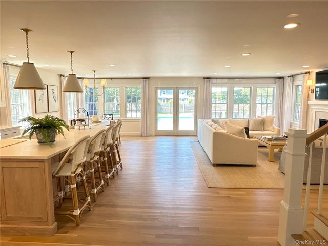 11 1st Street, Bellport Village, NY 11713