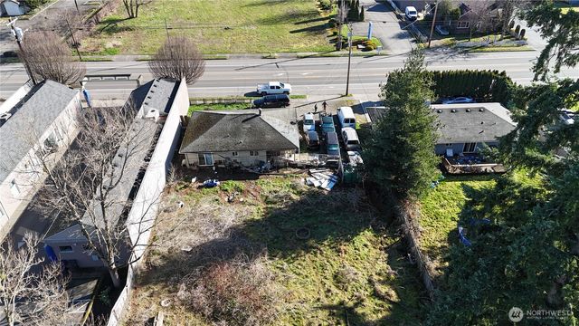 1081 Cedar Ave, Marysville, WA 98270