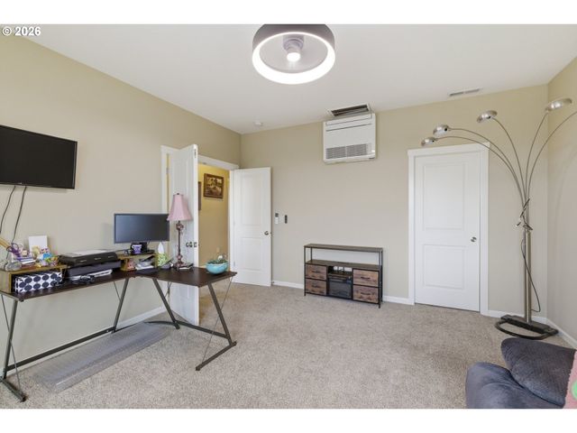 905 DALE Ct, Molalla, OR 97038