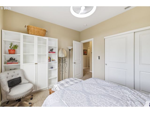 905 DALE Ct, Molalla, OR 97038