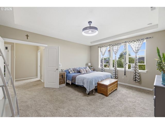 905 DALE Ct, Molalla, OR 97038