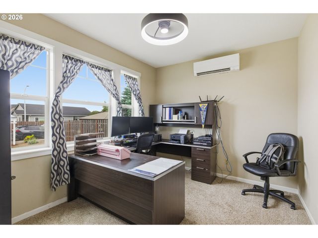 905 DALE Ct, Molalla, OR 97038