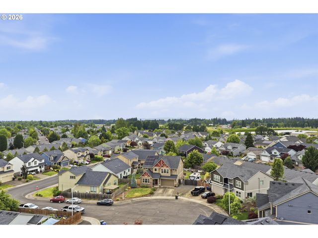 905 DALE Ct, Molalla, OR 97038