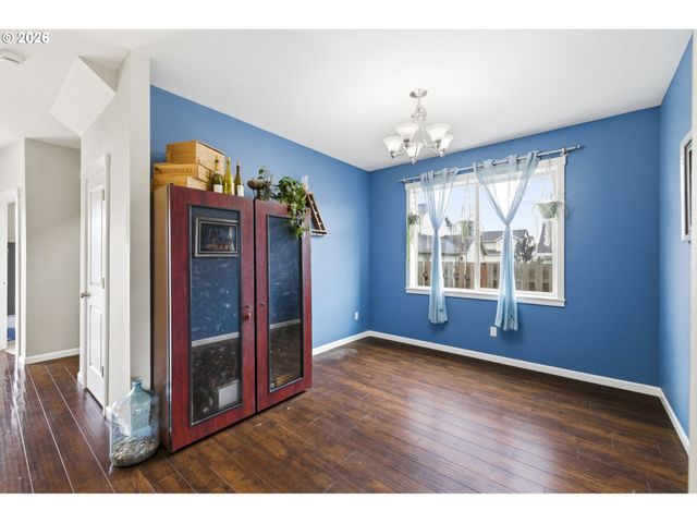 905 DALE Ct, Molalla, OR 97038