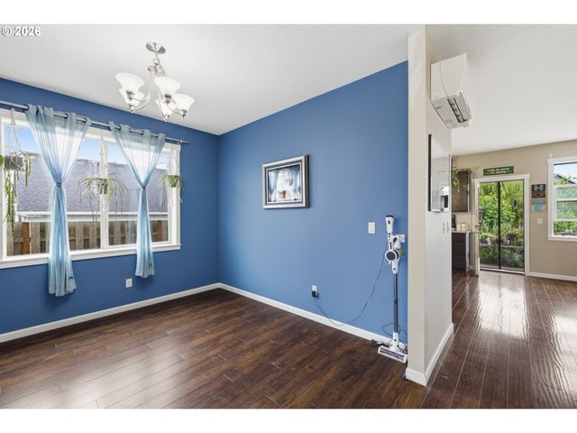 905 DALE Ct, Molalla, OR 97038