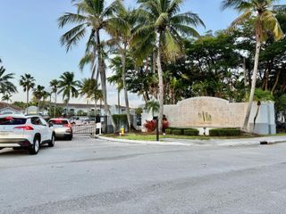 9645 NW 1st Court 205, Pembroke Pines, FL 33024