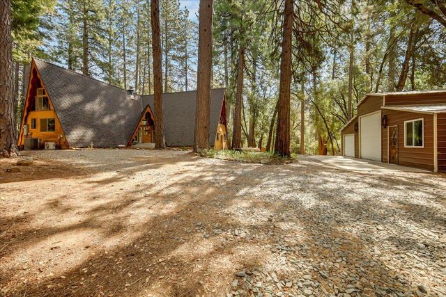 18131 Blue Tent School Rd, Nevada City, CA 95959