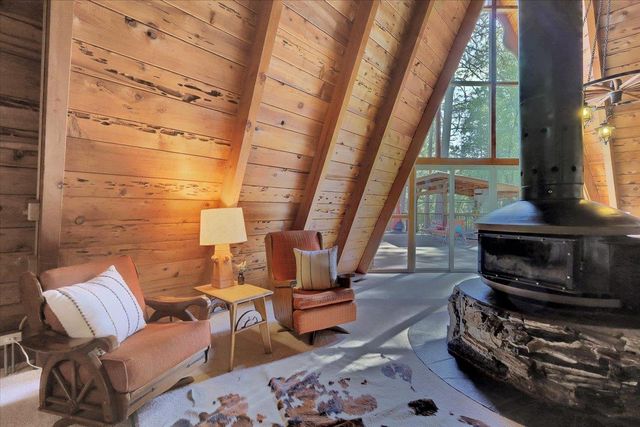 18131 Blue Tent School Rd, Nevada City, CA 95959