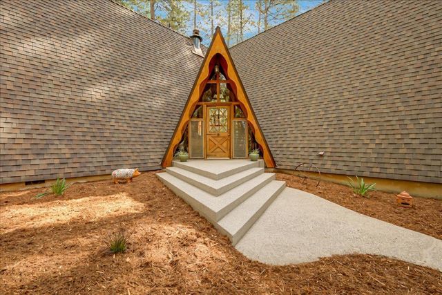 18131 Blue Tent School Rd, Nevada City, CA 95959