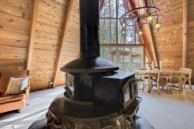 18131 Blue Tent School Rd, Nevada City, CA 95959