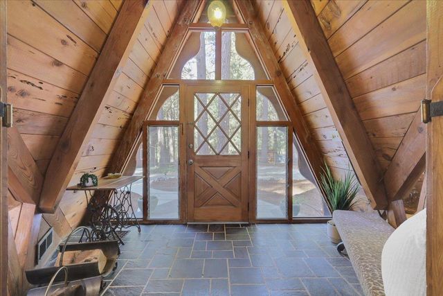18131 Blue Tent School Rd, Nevada City, CA 95959