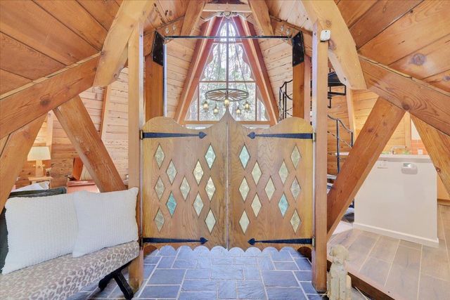 18131 Blue Tent School Rd, Nevada City, CA 95959