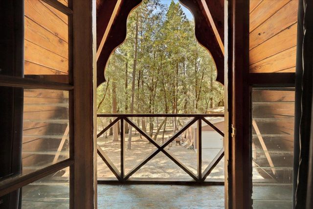 18131 Blue Tent School Rd, Nevada City, CA 95959