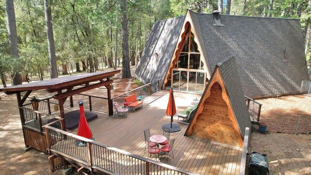 18131 Blue Tent School Rd, Nevada City, CA 95959