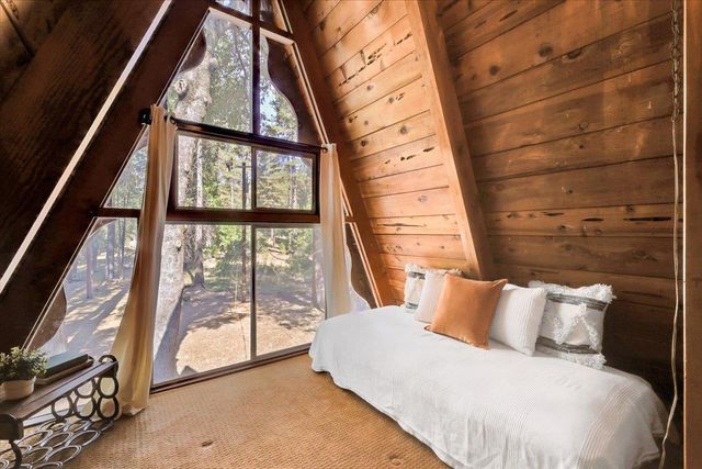 18131 Blue Tent School Rd, Nevada City, CA 95959