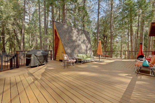 18131 Blue Tent School Rd, Nevada City, CA 95959
