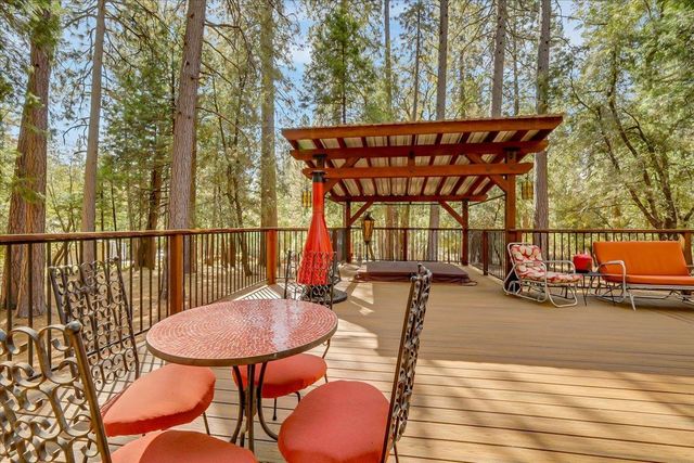 18131 Blue Tent School Rd, Nevada City, CA 95959