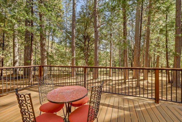 18131 Blue Tent School Rd, Nevada City, CA 95959