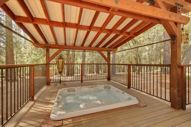 18131 Blue Tent School Rd, Nevada City, CA 95959