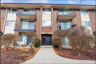 5S066 Pebblewood Lane B9, Naperville, IL 60563