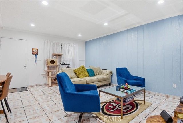 3301 Santa Fe Avenue 49, Long Beach, CA 90810