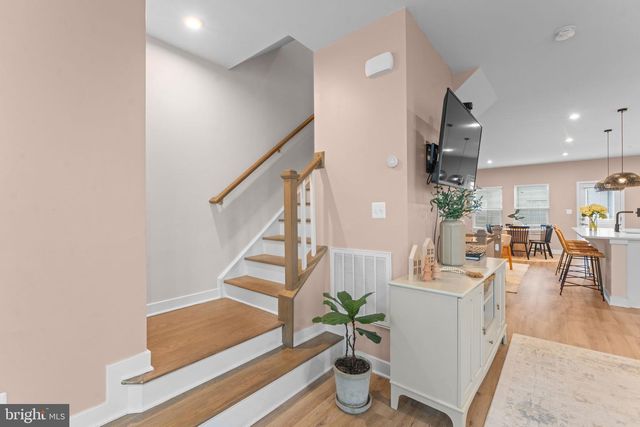 160 LYONS CREEK DR, Laurel, MD 20708