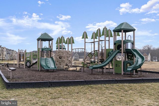 160 LYONS CREEK DR, Laurel, MD 20708