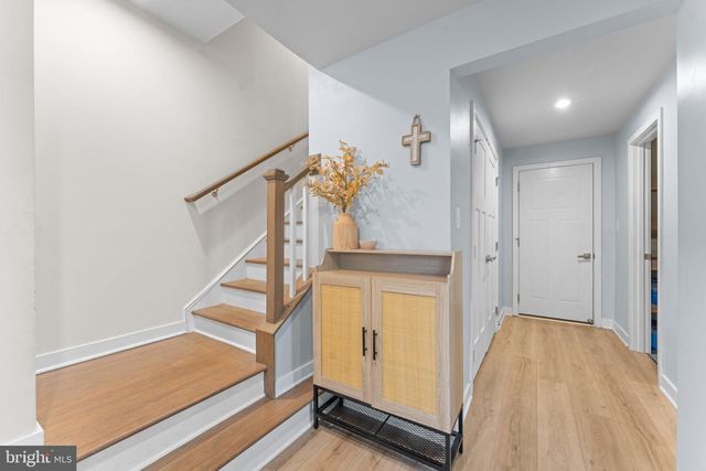 160 LYONS CREEK DR, Laurel, MD 20708