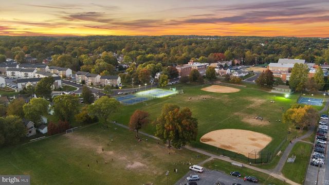 160 LYONS CREEK DR, Laurel, MD 20708