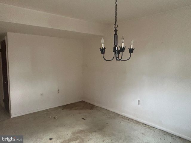 37676 BEVERLY DR, Mechanicsville, MD 20659