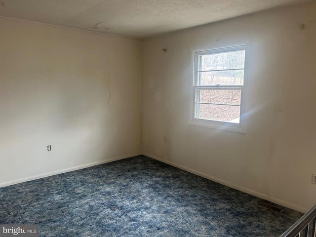 37676 BEVERLY DR, Mechanicsville, MD 20659