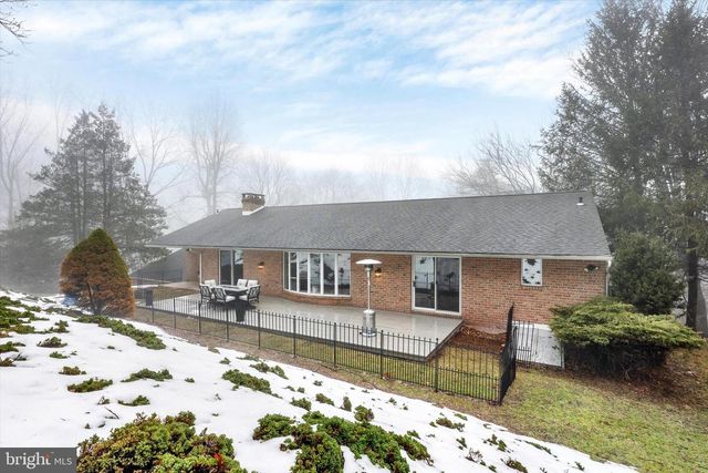 49 FAWN DR, Reading, PA 19607