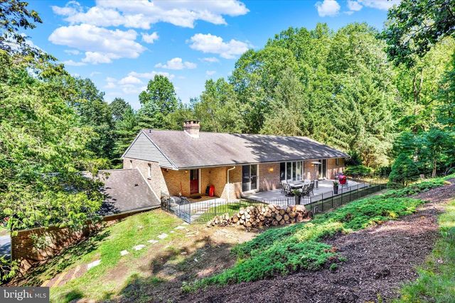 49 FAWN DR, Reading, PA 19607