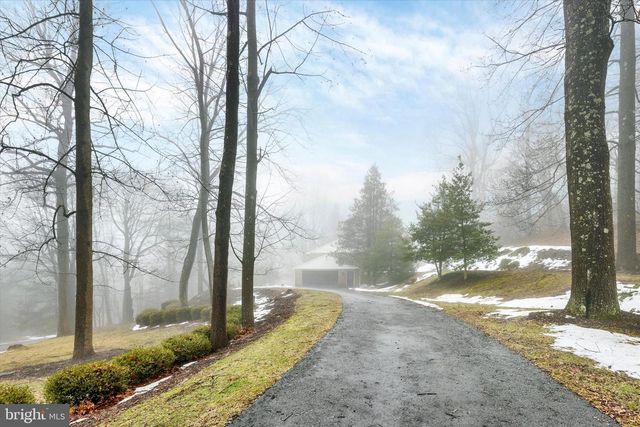 49 FAWN DR, Reading, PA 19607